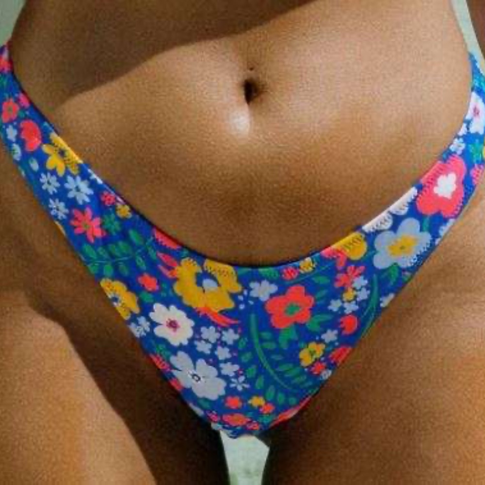BRIGHT SWIMWEAR SKY BOTTOM (FLOWER GARDEN) Size Small
